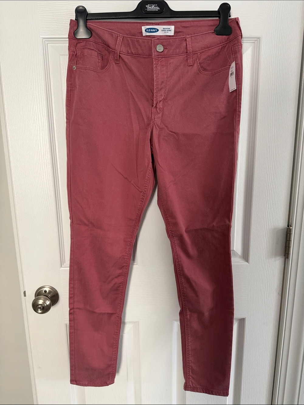 Old Navy Women's Rockstar mid-rise Skinny Jeans in Dusty Rose